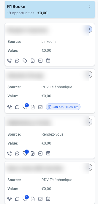 Son pipeline, colonne « R1 booké » : 19 rendez-vous à date. Noms des prospects floutés.